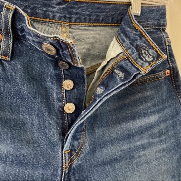 Levi’s 501 High Rise Denim Shorts - Size 27 - Picture 8 of 8